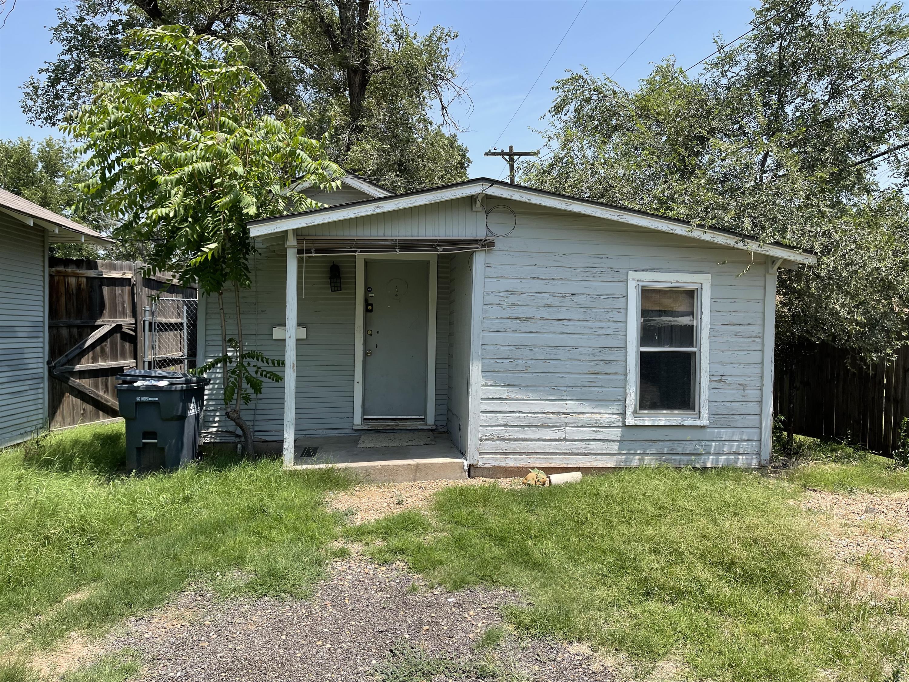 907 Sunset Terrace Rear